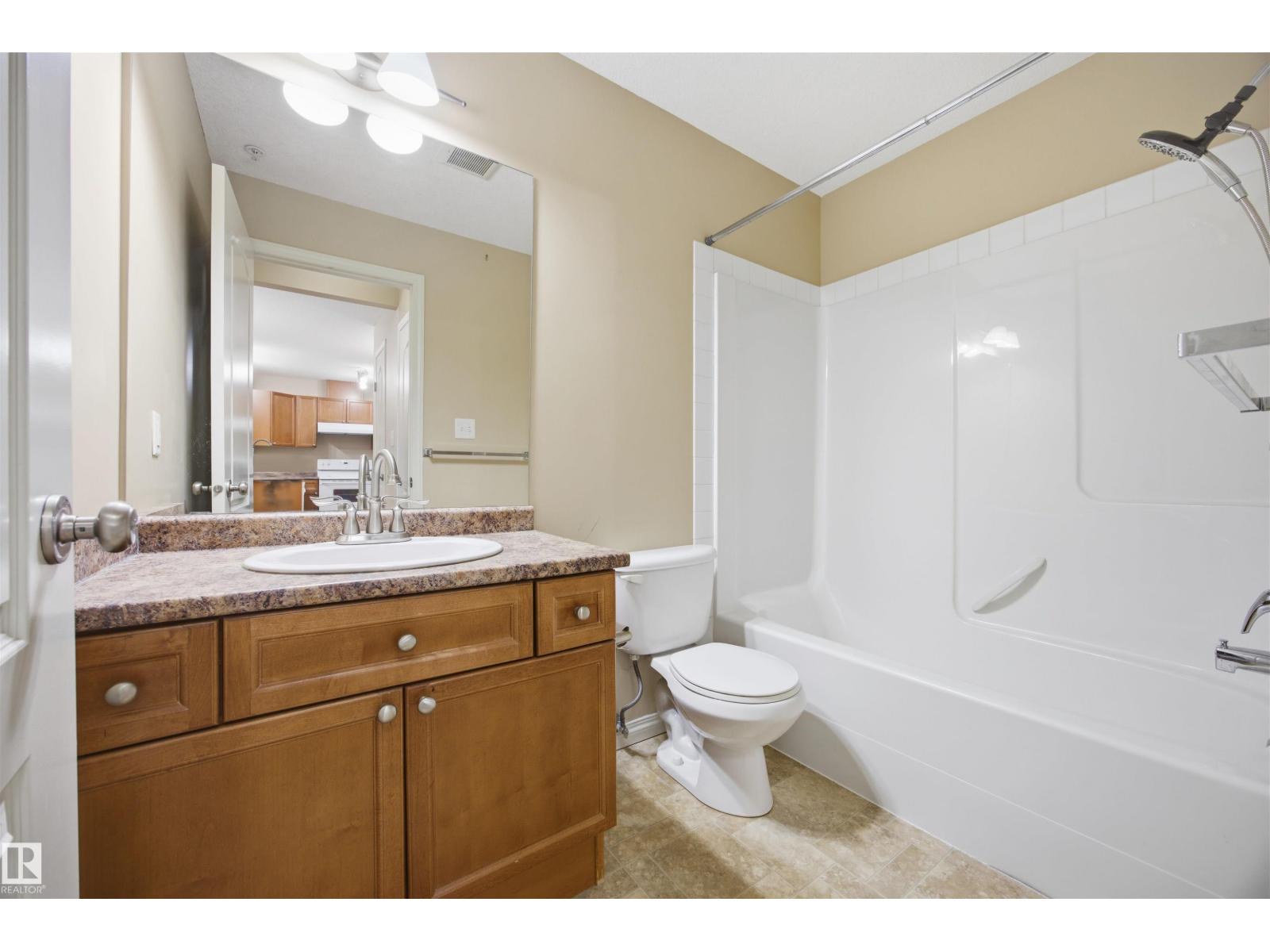 #107 4903 47 Av Property Photo 11