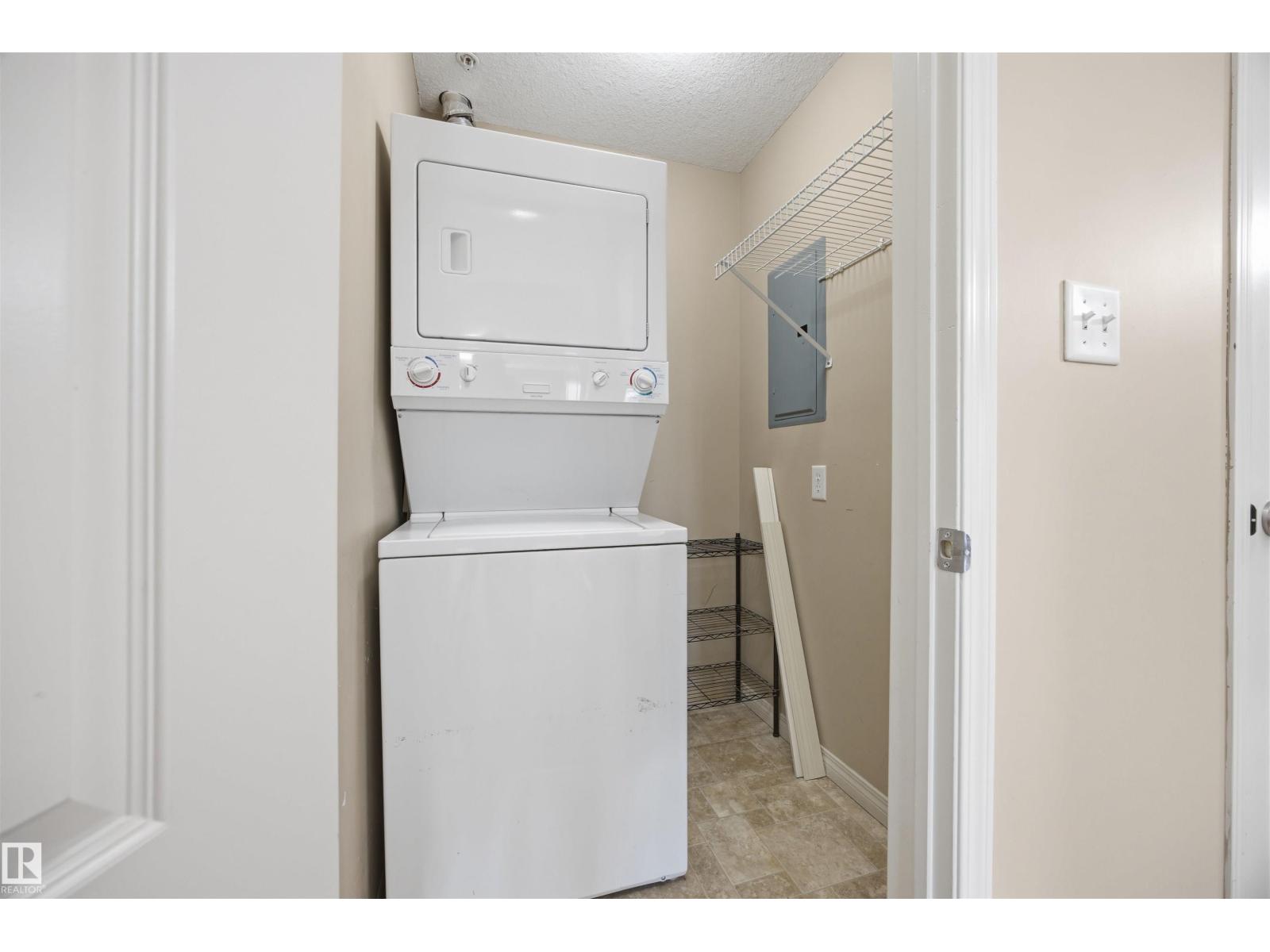 #107 4903 47 Av Property Photo 14