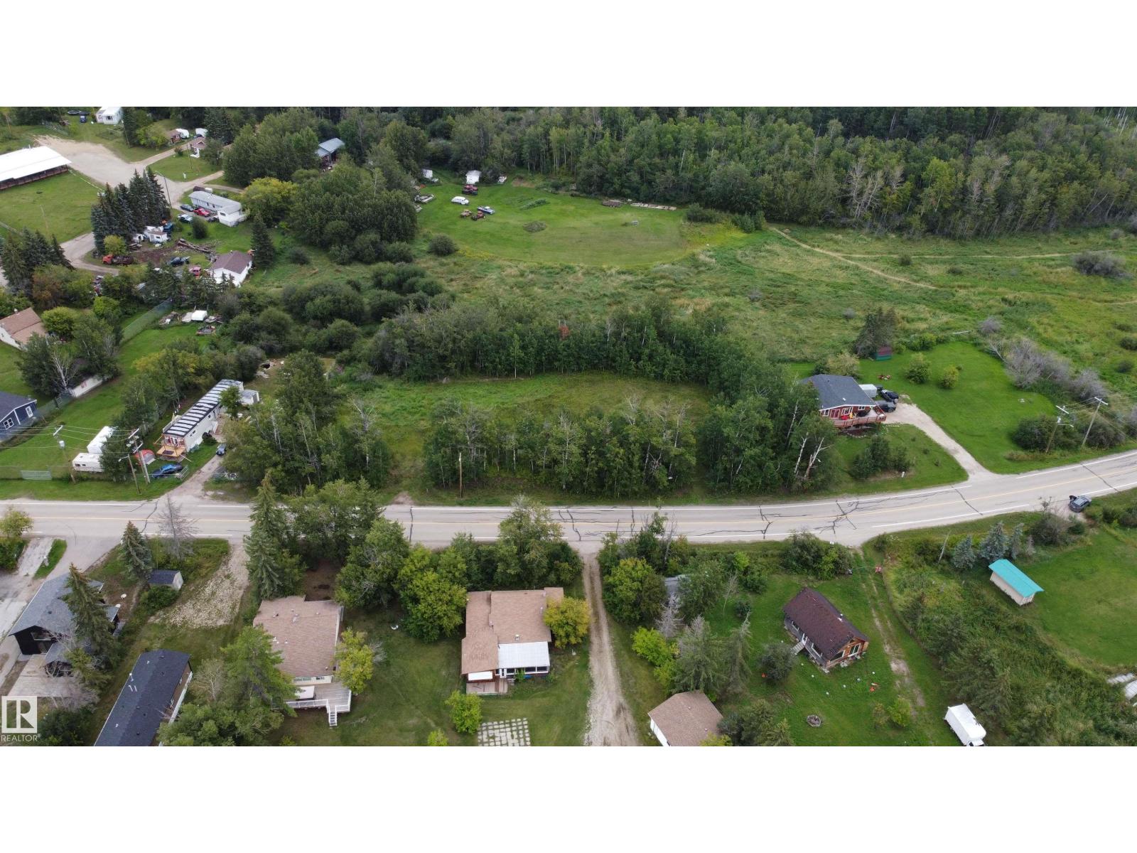 19-55022 Ste. Anne Trail Property Photo 15