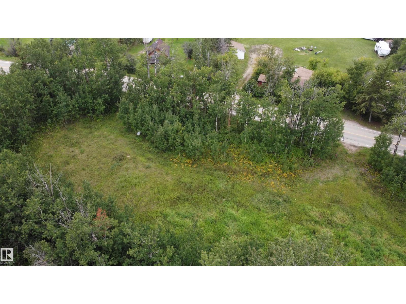 21-55022 Lac Ste. Anne Trail Property Photo 8