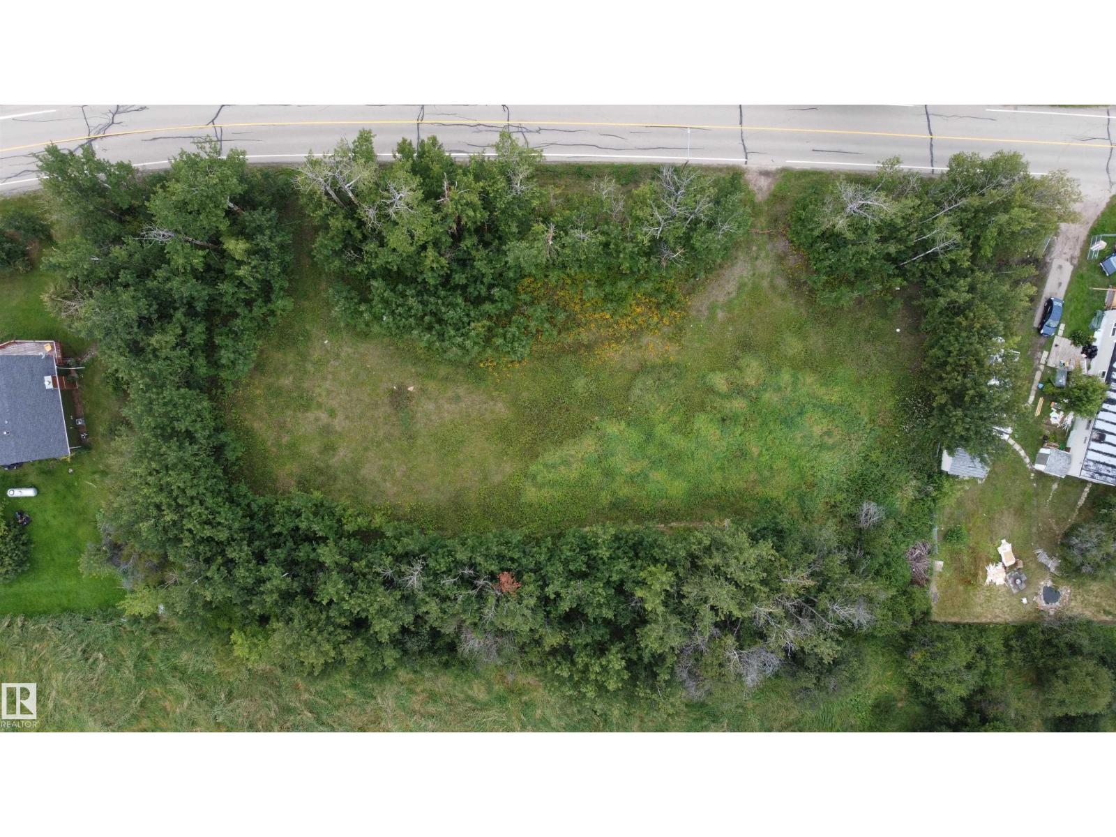 21-55022 Lac Ste. Anne Trail Property Photo 10