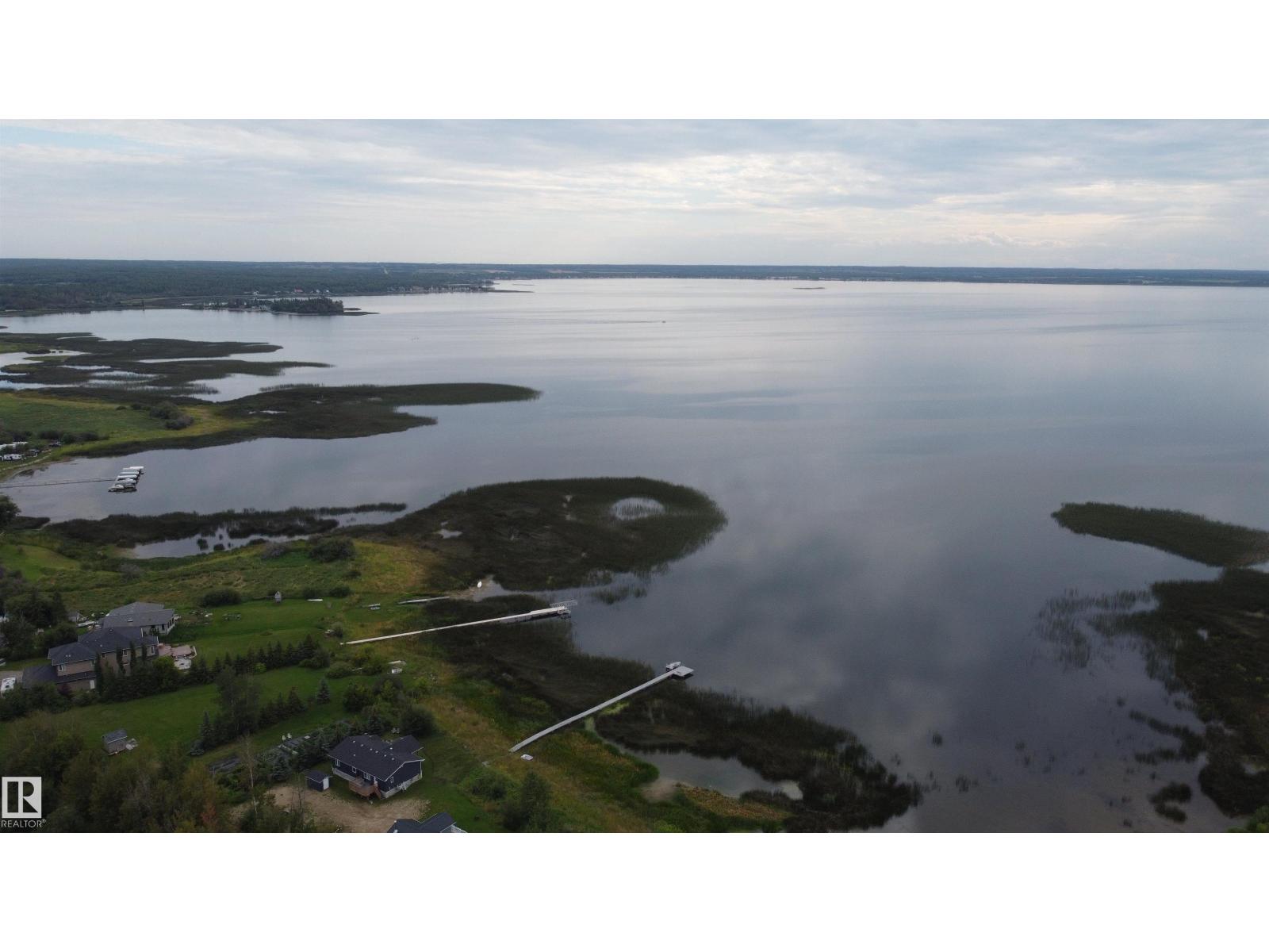 21-55022 Lac Ste. Anne Trail Property Photo 14