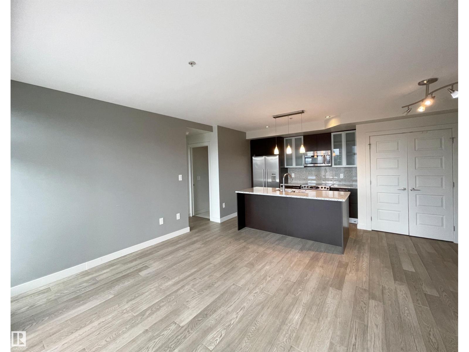 #501 10388 105 St Nw Property Photo 19