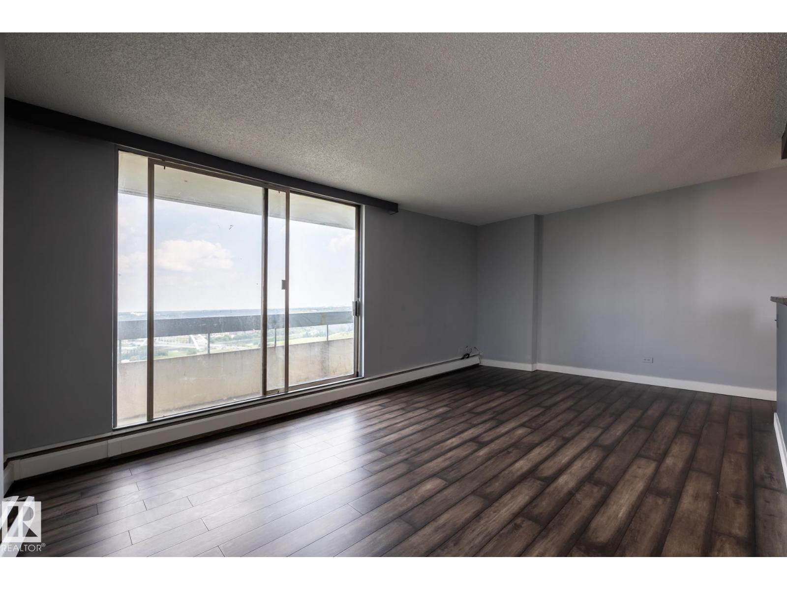 #911 10883 Saskatchewan Dr Nw Property Photo 4