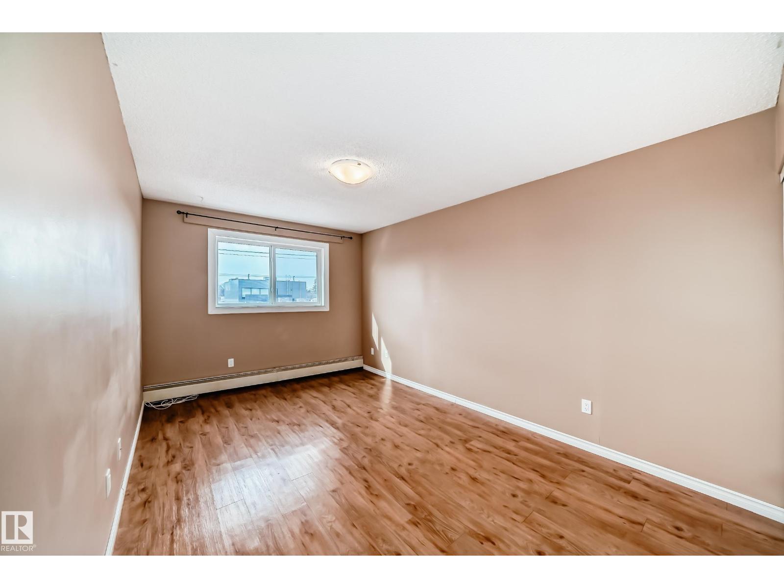 #403 10624 123 St Nw Property Photo 17