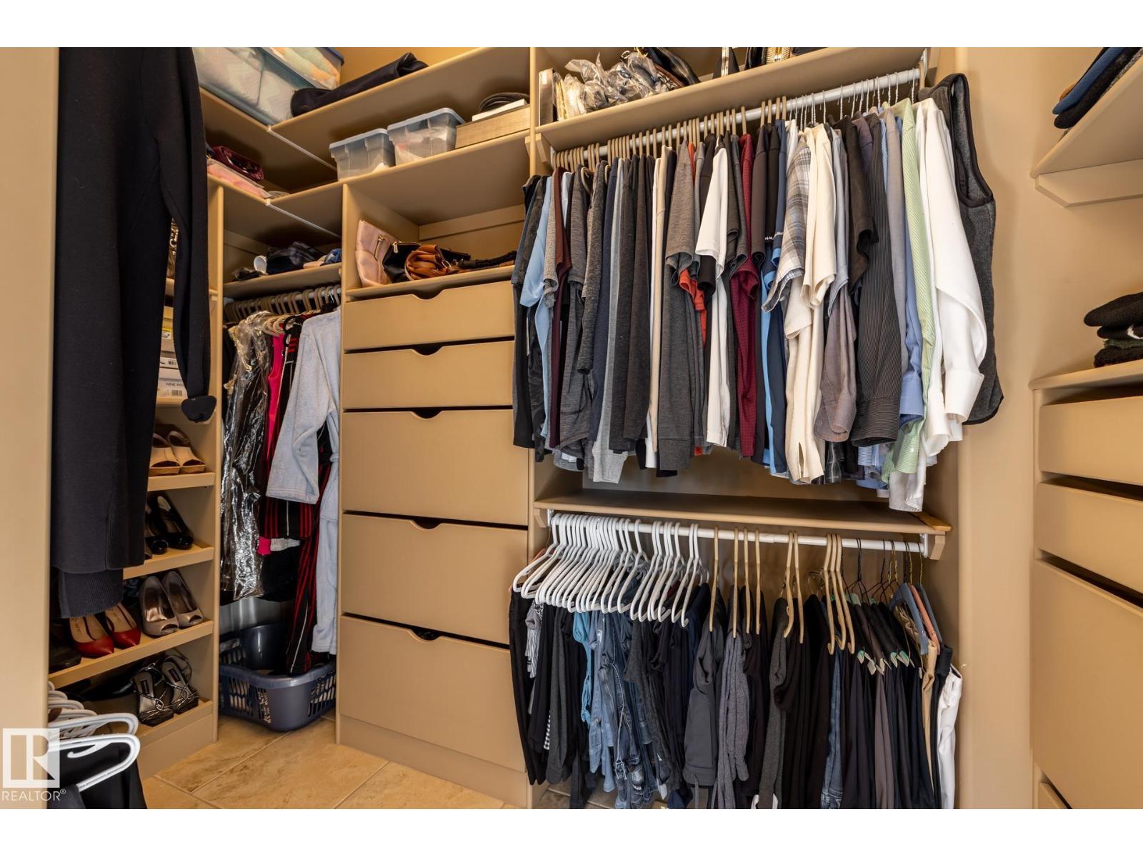 7620 98a Av Nw Property Photo 35