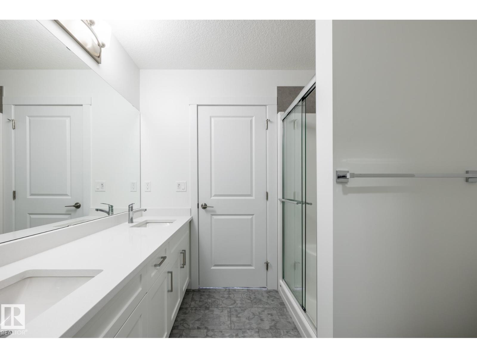 610 Ashgrove Ci Property Photo 18