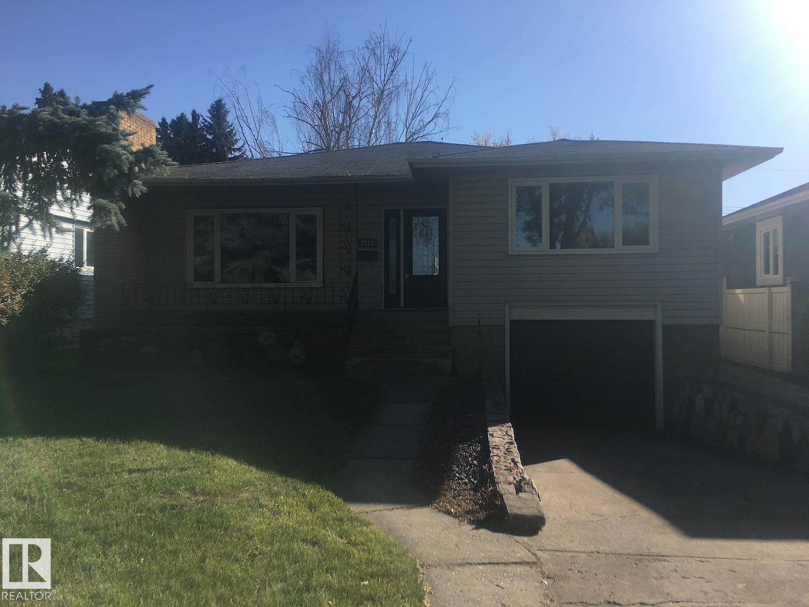 7921 97 AV NW