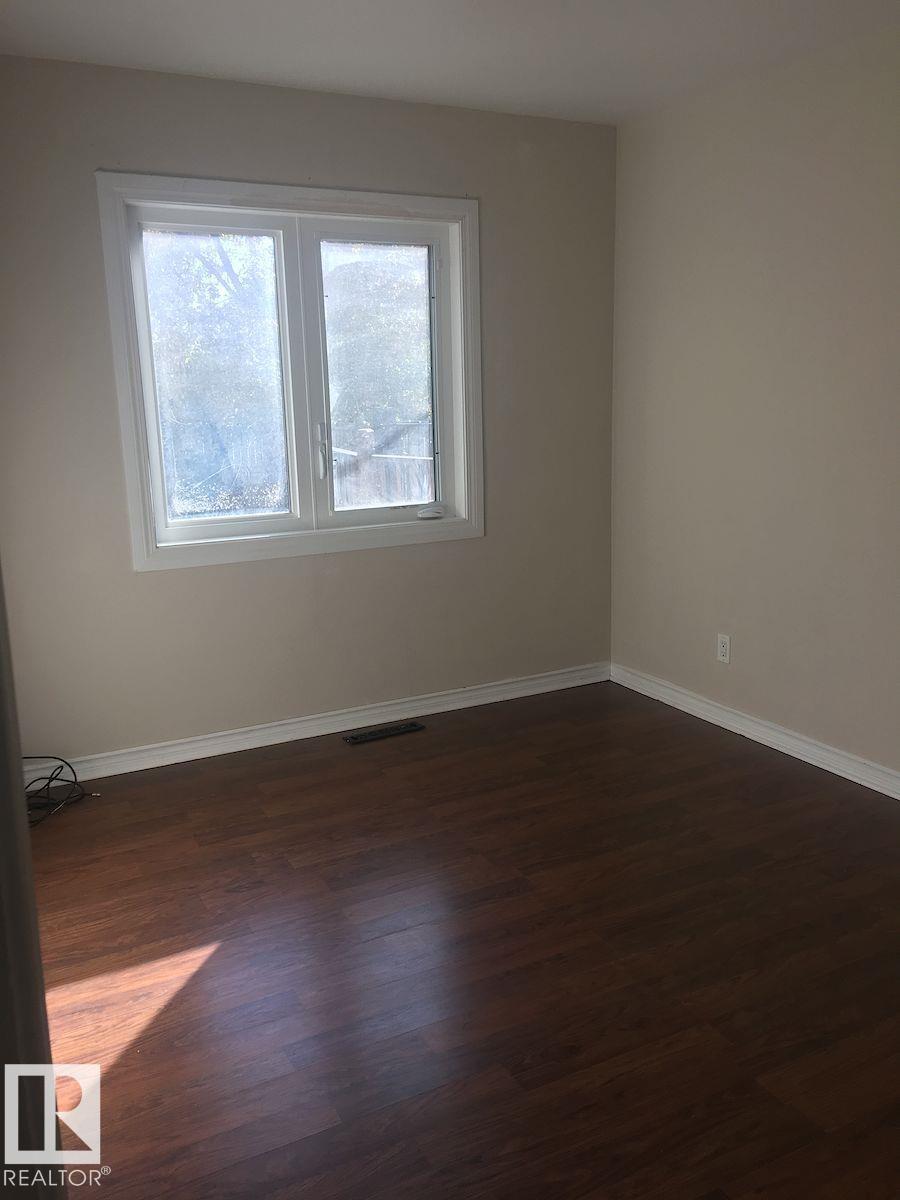 7921 97 Av Nw Property Photo 5