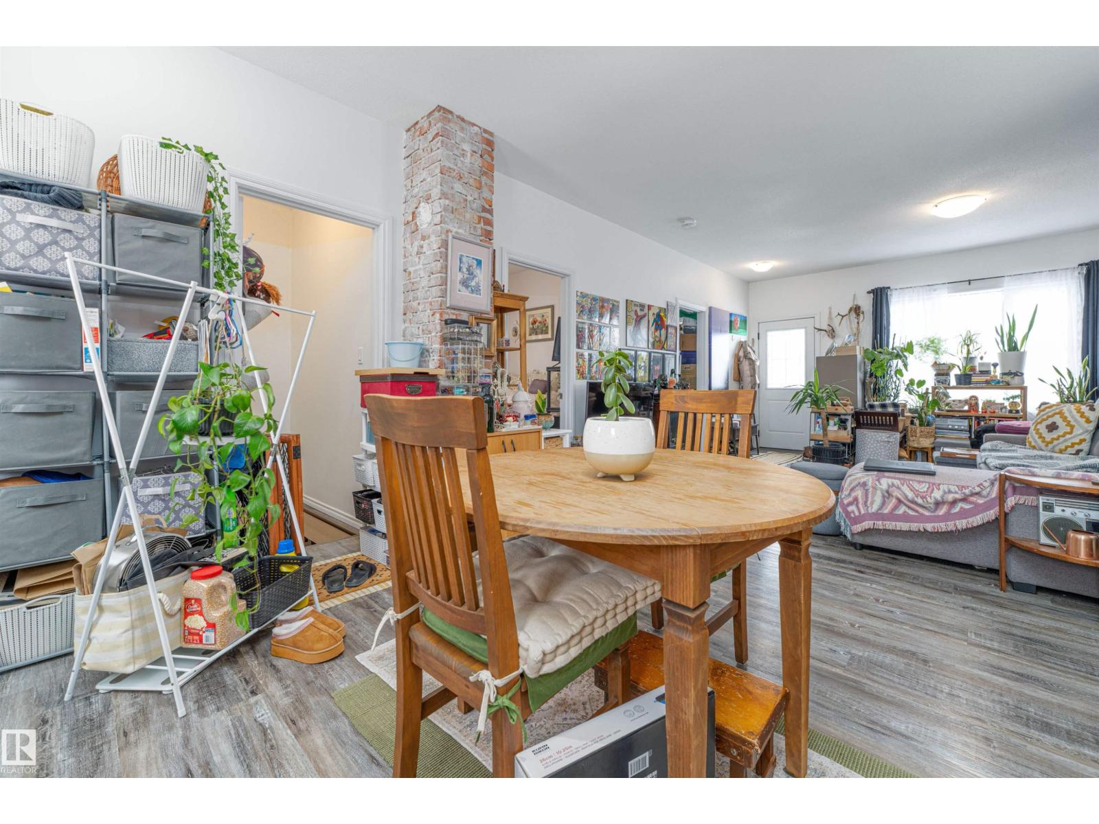 5222 50 St Property Photo 16