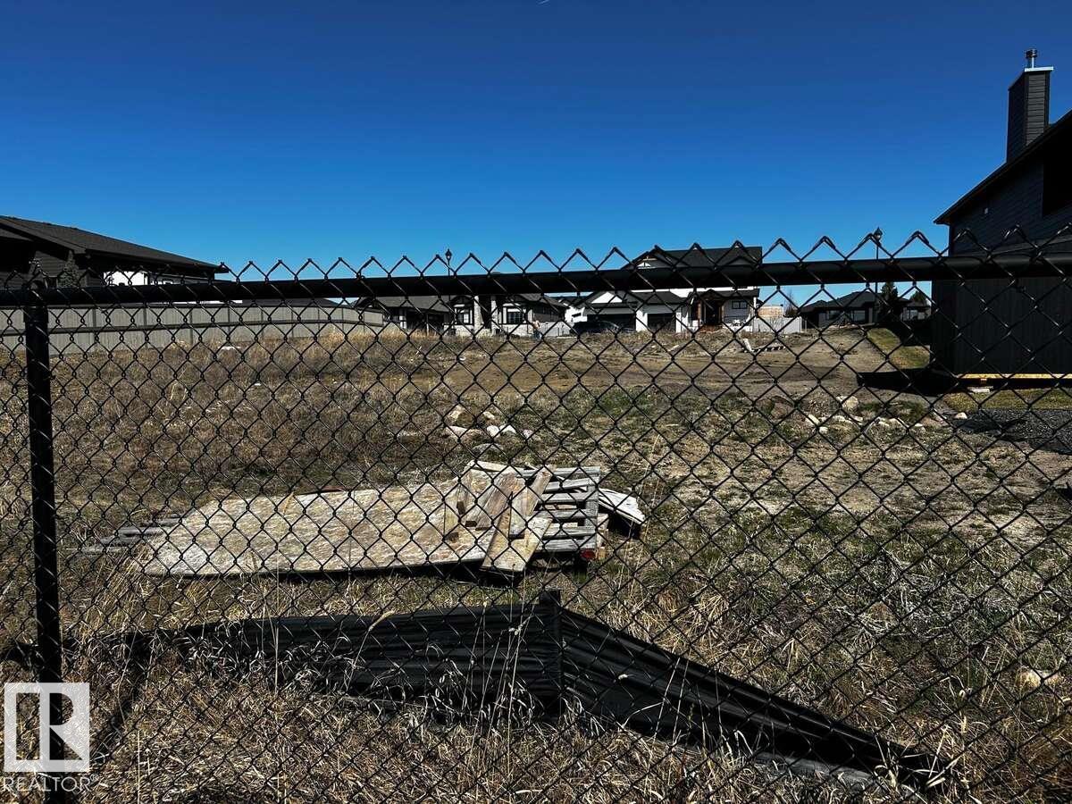 9 Hayfield Gv Property Photo 3
