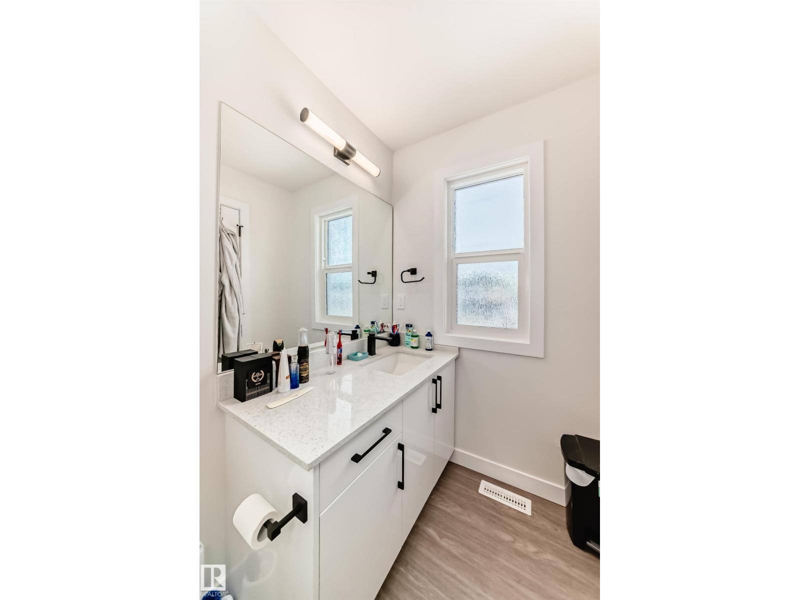 12435 47 St Nw Nw Property Photo 24
