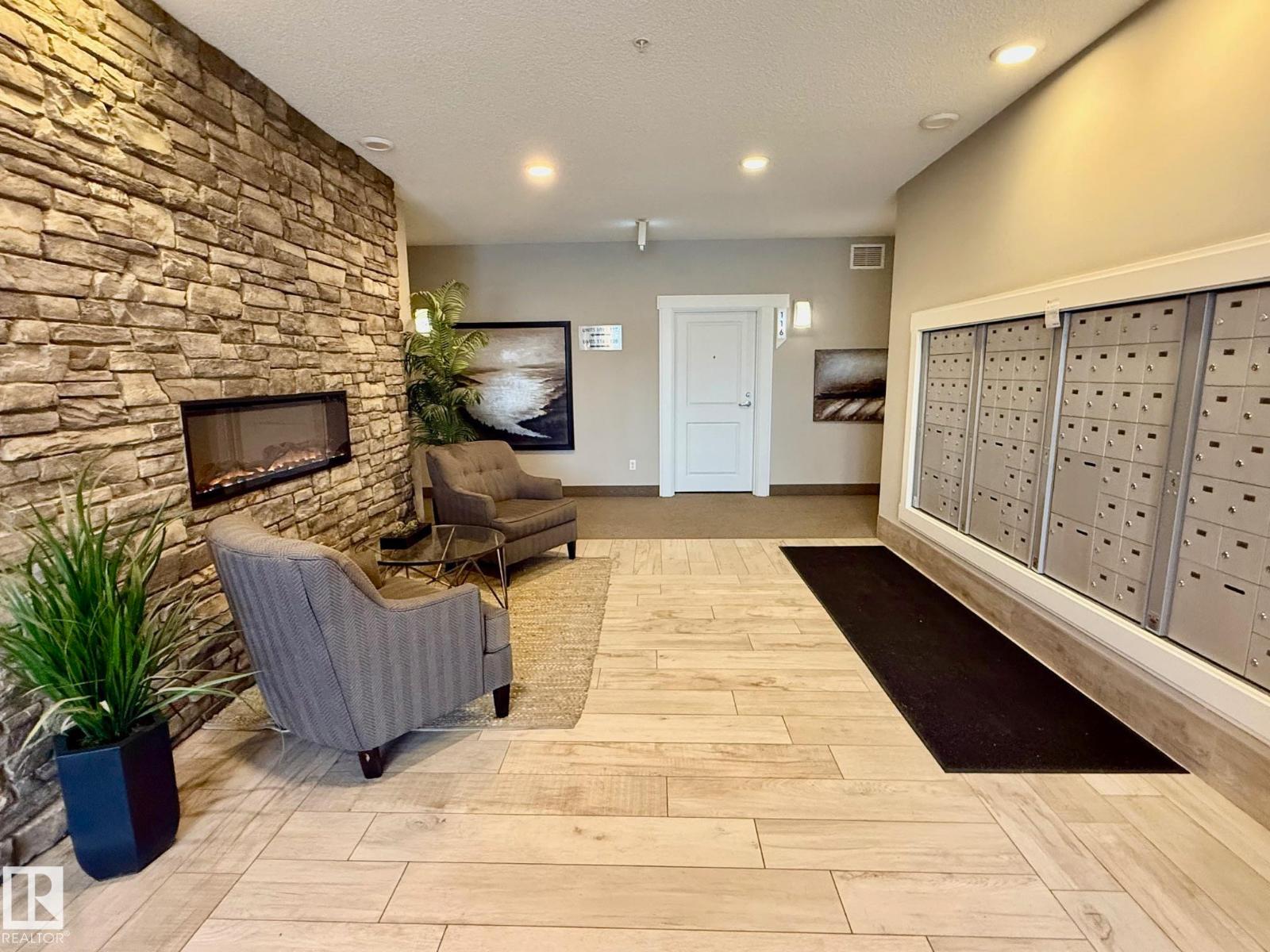 #108 12804 140 Av Nw Property Photo 18