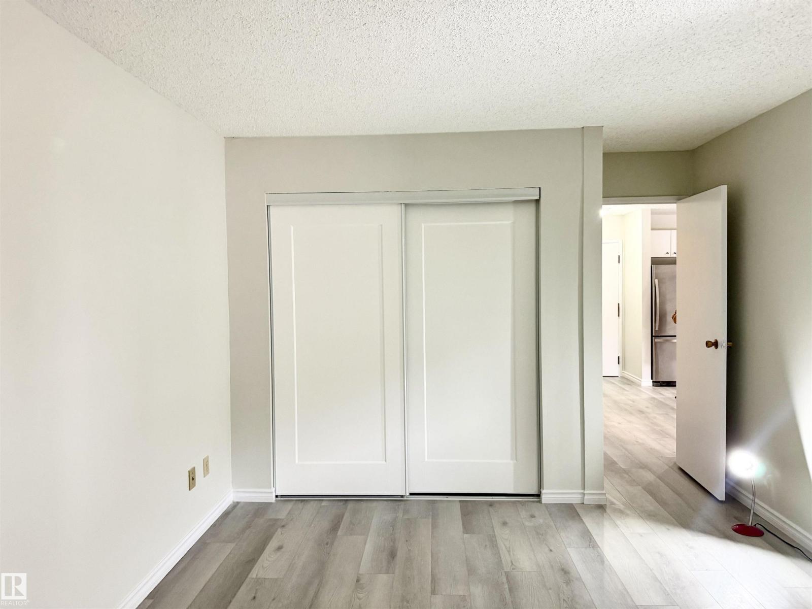 #307 1620 48 St Nw Property Photo 16