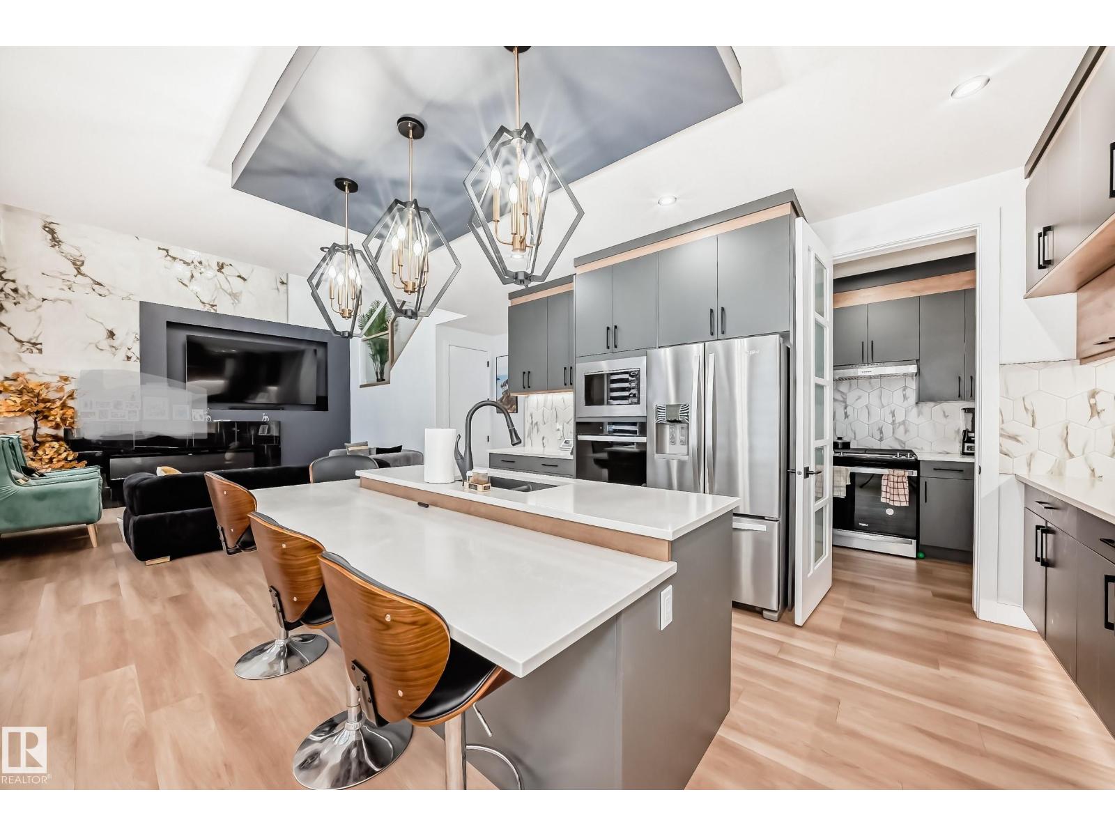15108 11 St Nw Property Photo 14