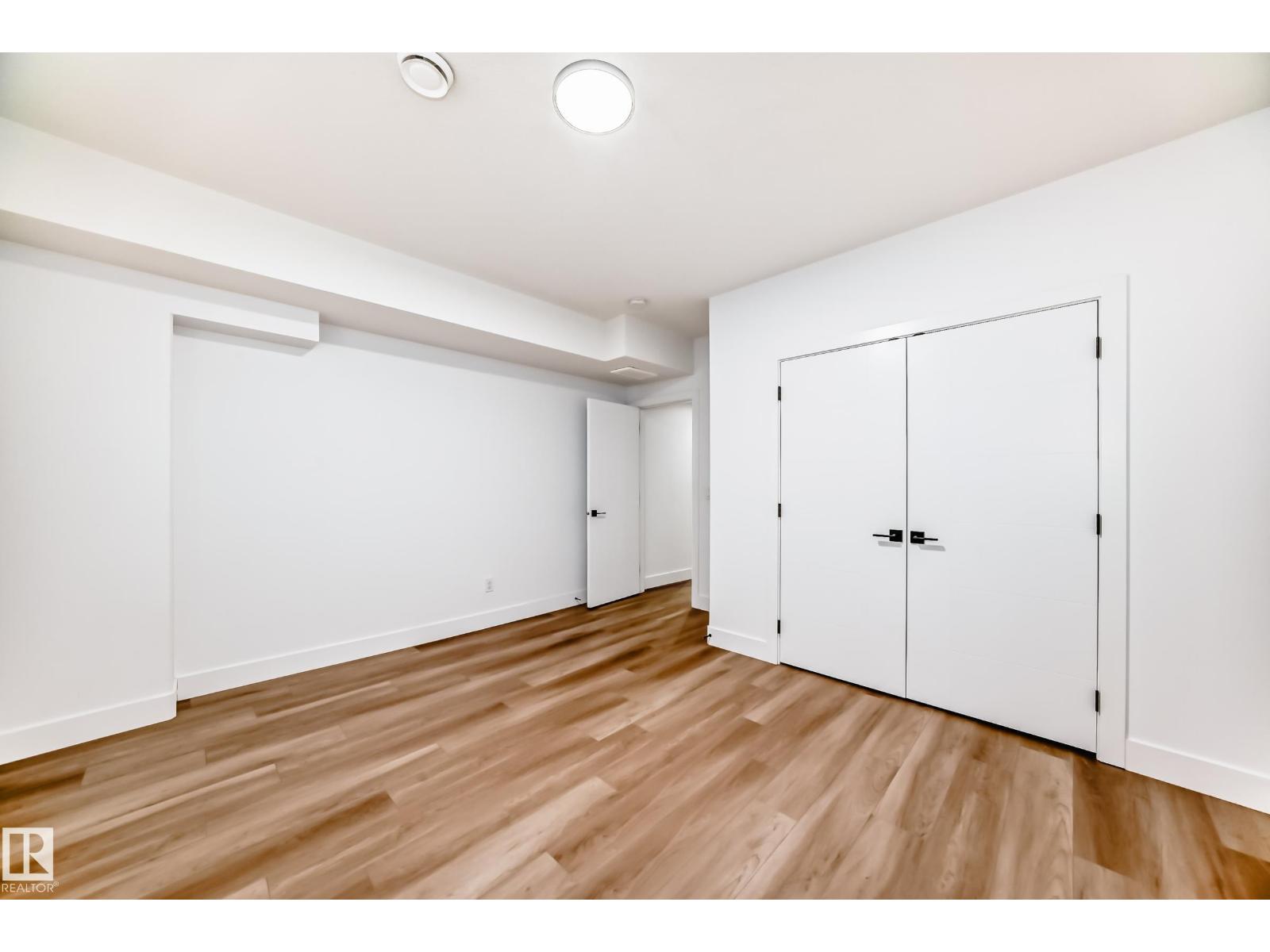15108 11 St Nw Property Photo 63