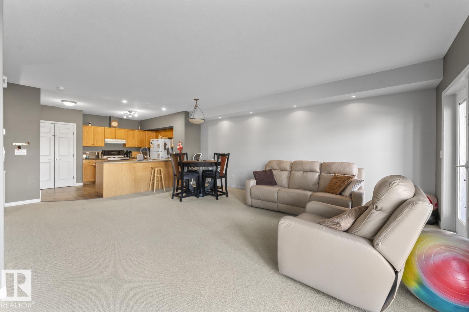 #107 801 11 St Property Photo 8