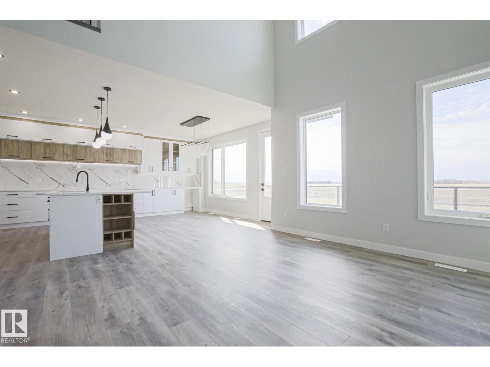 E4480181 Property Photo 46