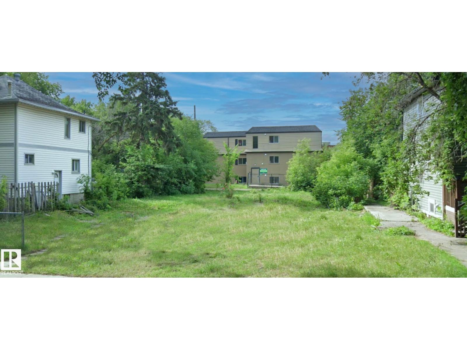 11305 108 Av Nw Property Photo 3