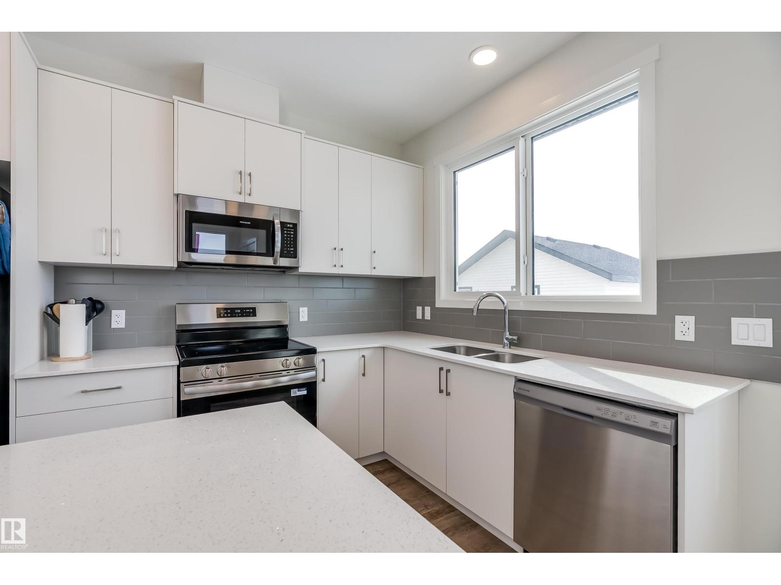 330 Edgemont Dr Nw Property Photo 18