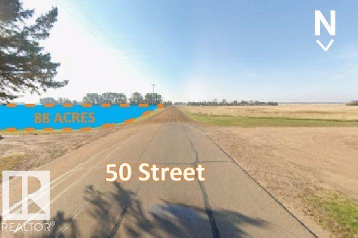 4700 50 St Property Photo 3