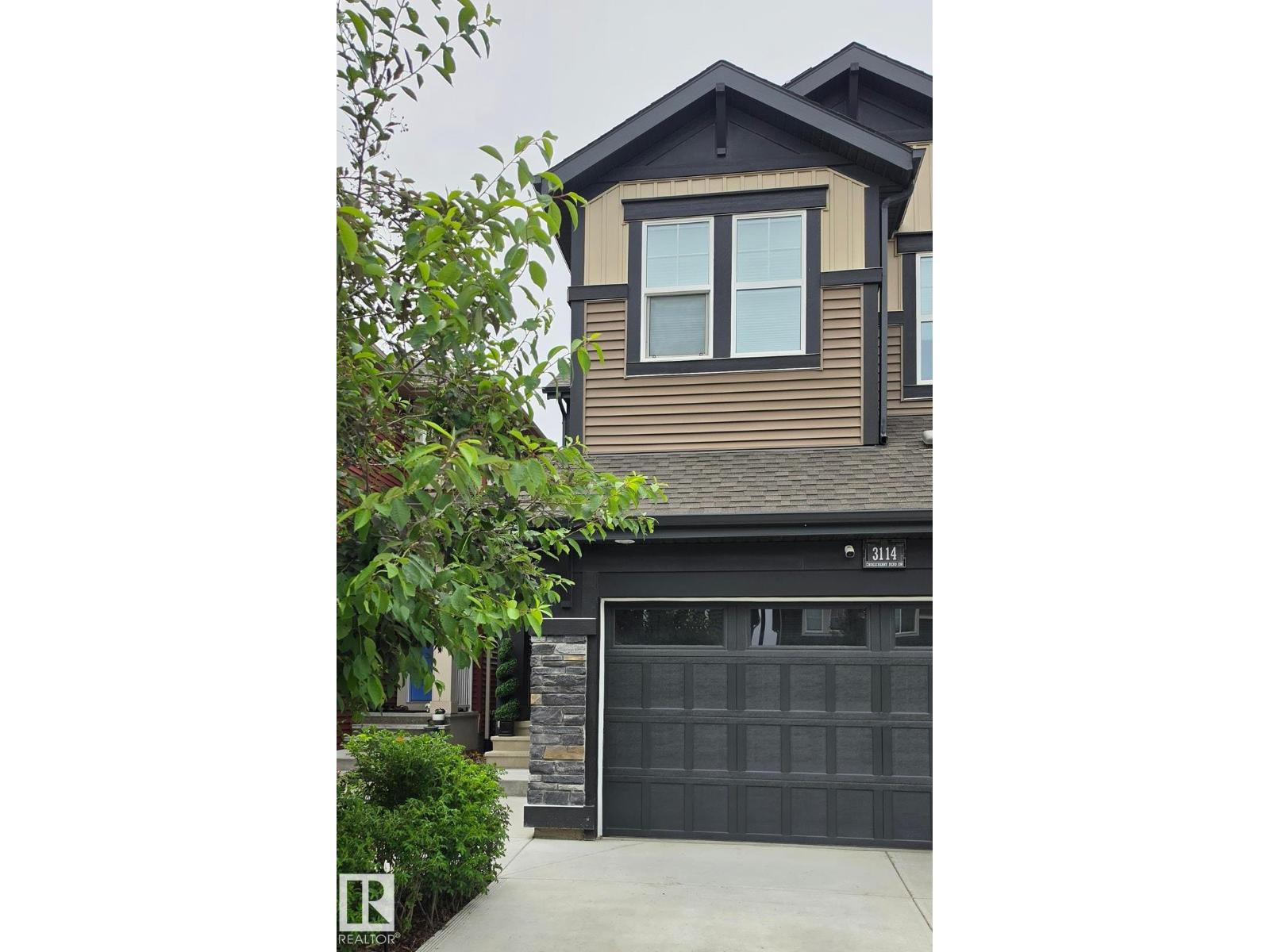 3114 Chokecherry Bend Sw Property Photo 4
