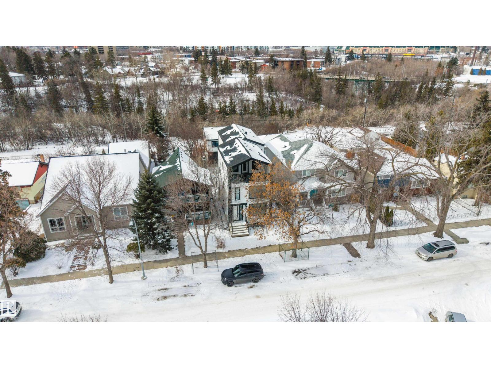 7927 112s Av Nw Property Photo 14