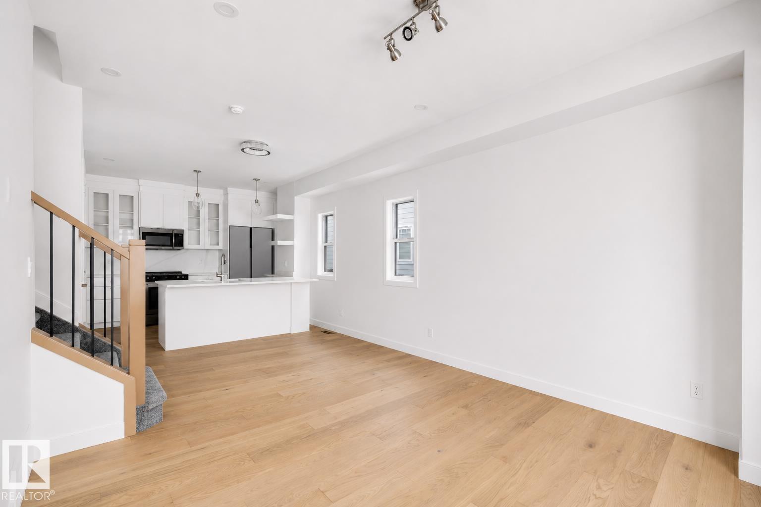 7927 112s Av Nw Property Photo 20