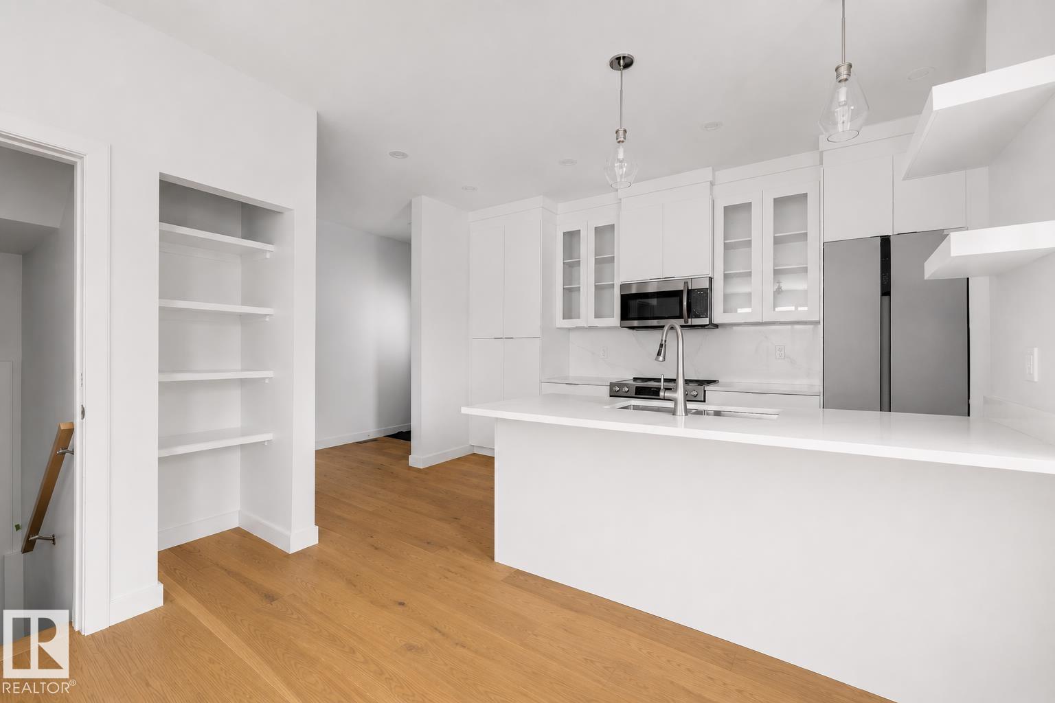 7927 112s Av Nw Property Photo 21