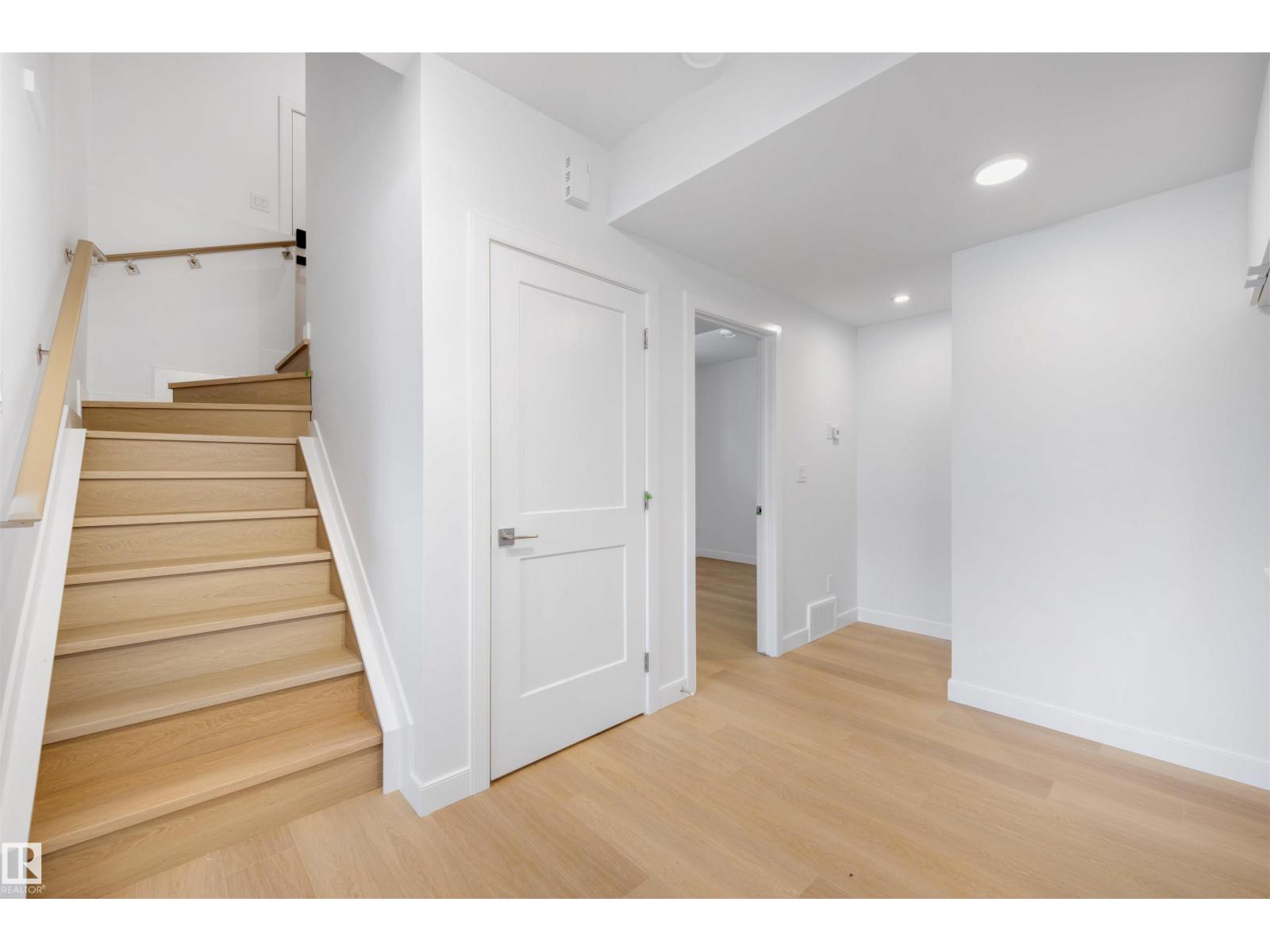 7927 112s Av Nw Property Photo 39