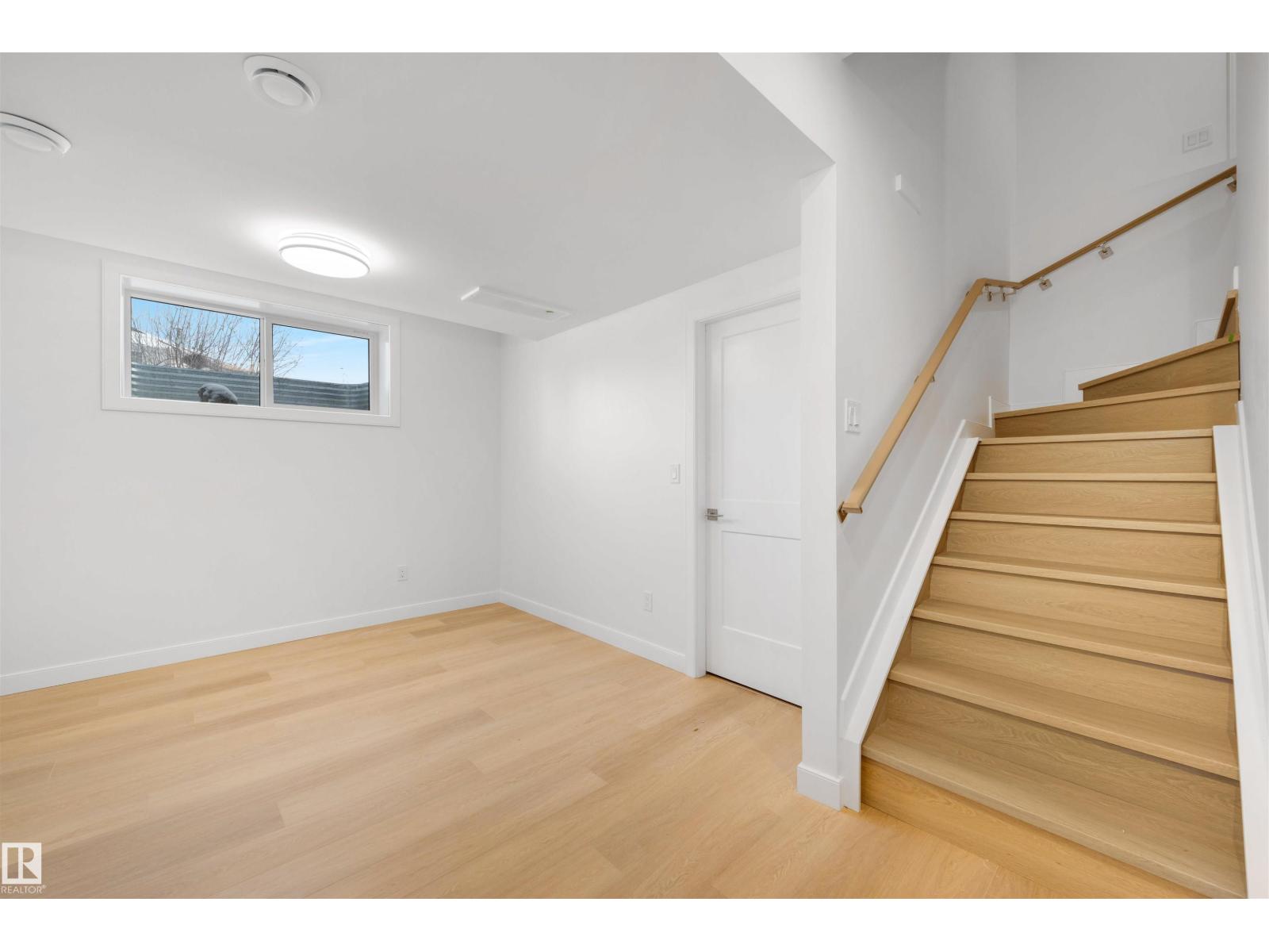 7927 112s Av Nw Property Photo 40
