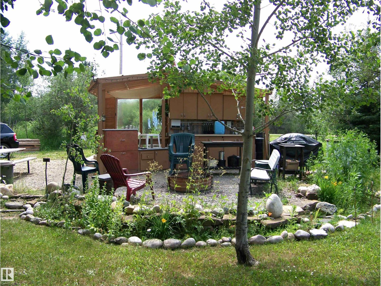 Main Street First Ave Property Photo 3