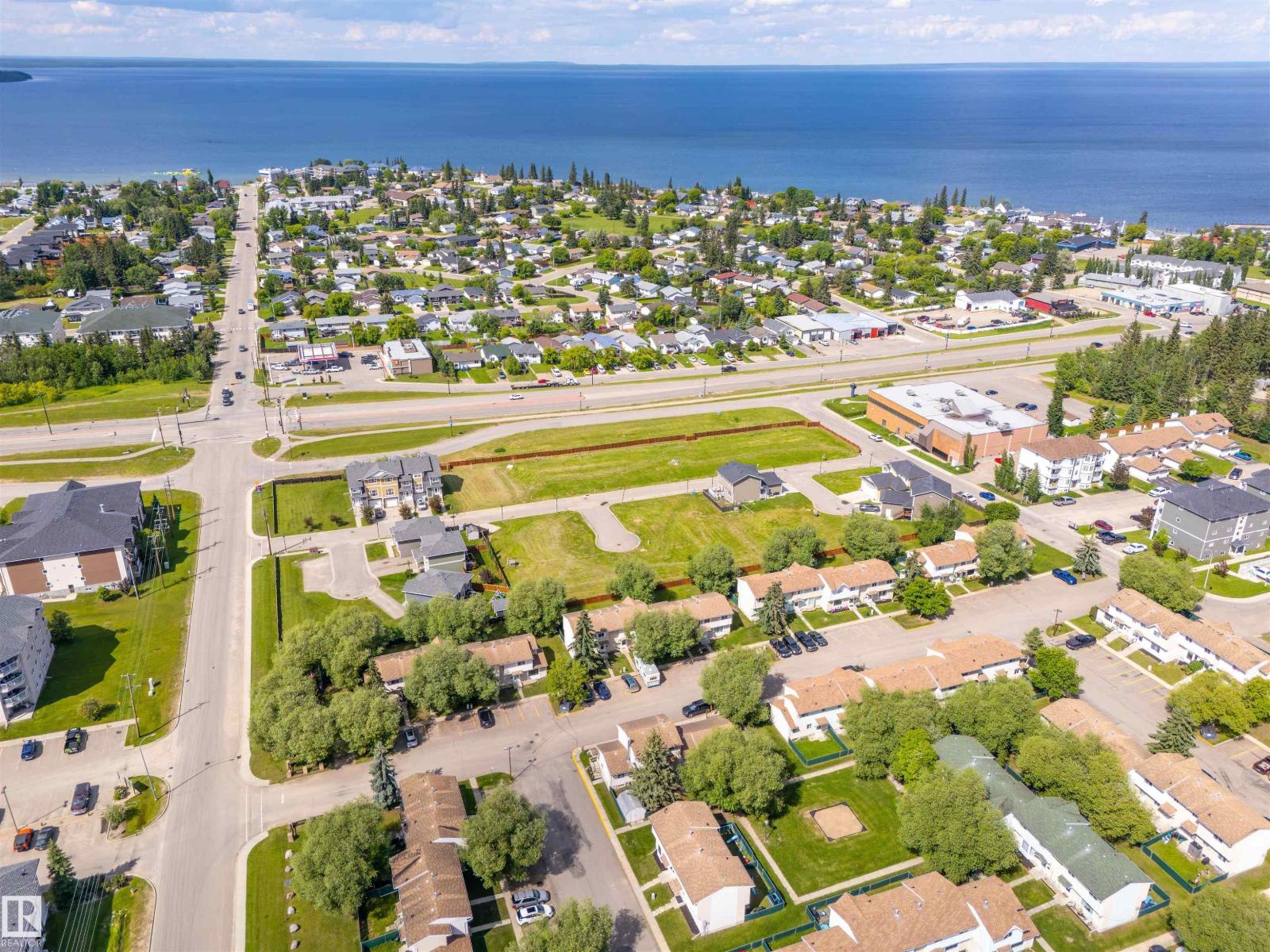 1501 8 Av Property Photo 6