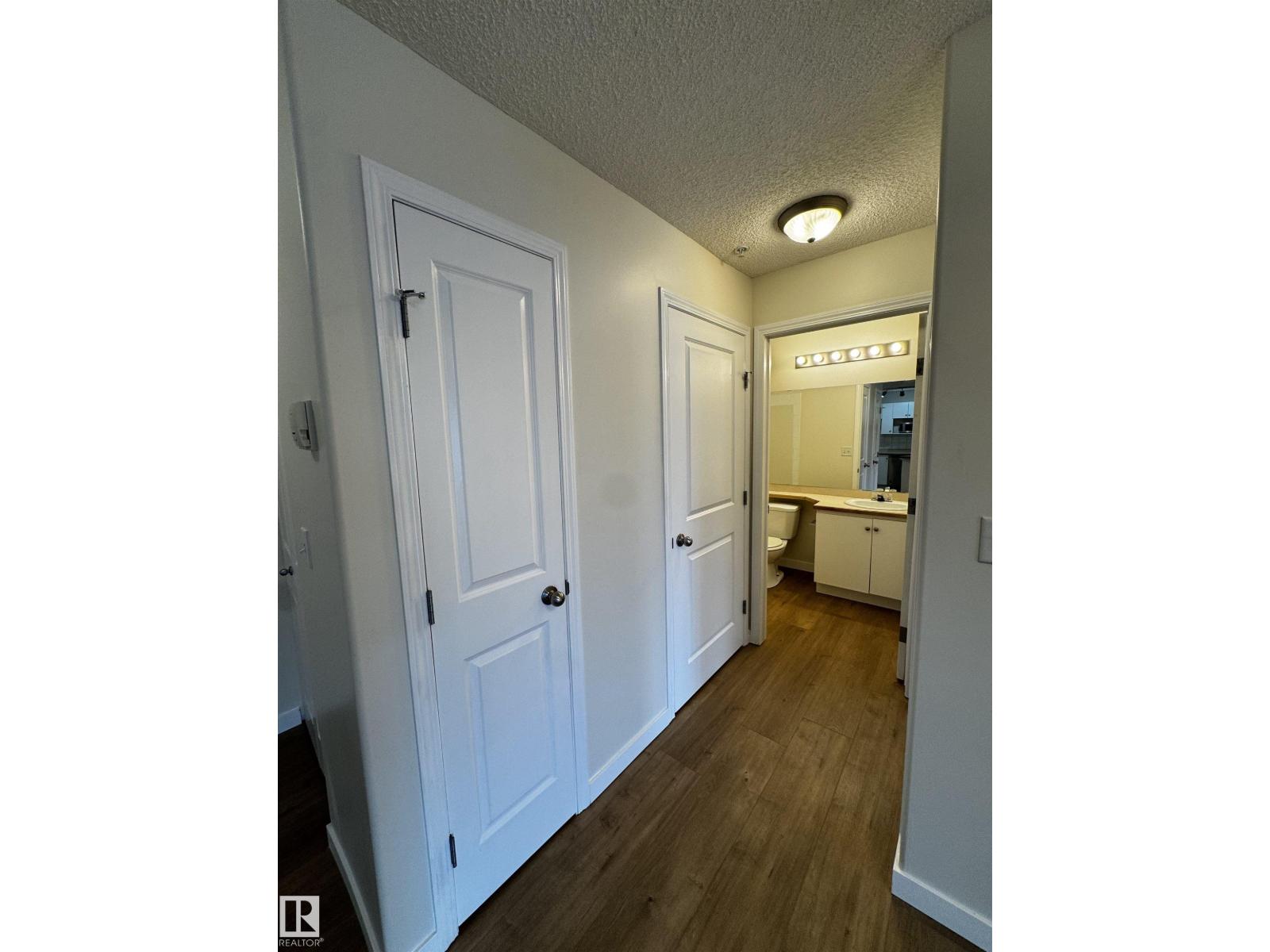 #136 16221 95 St Nw Property Photo 12