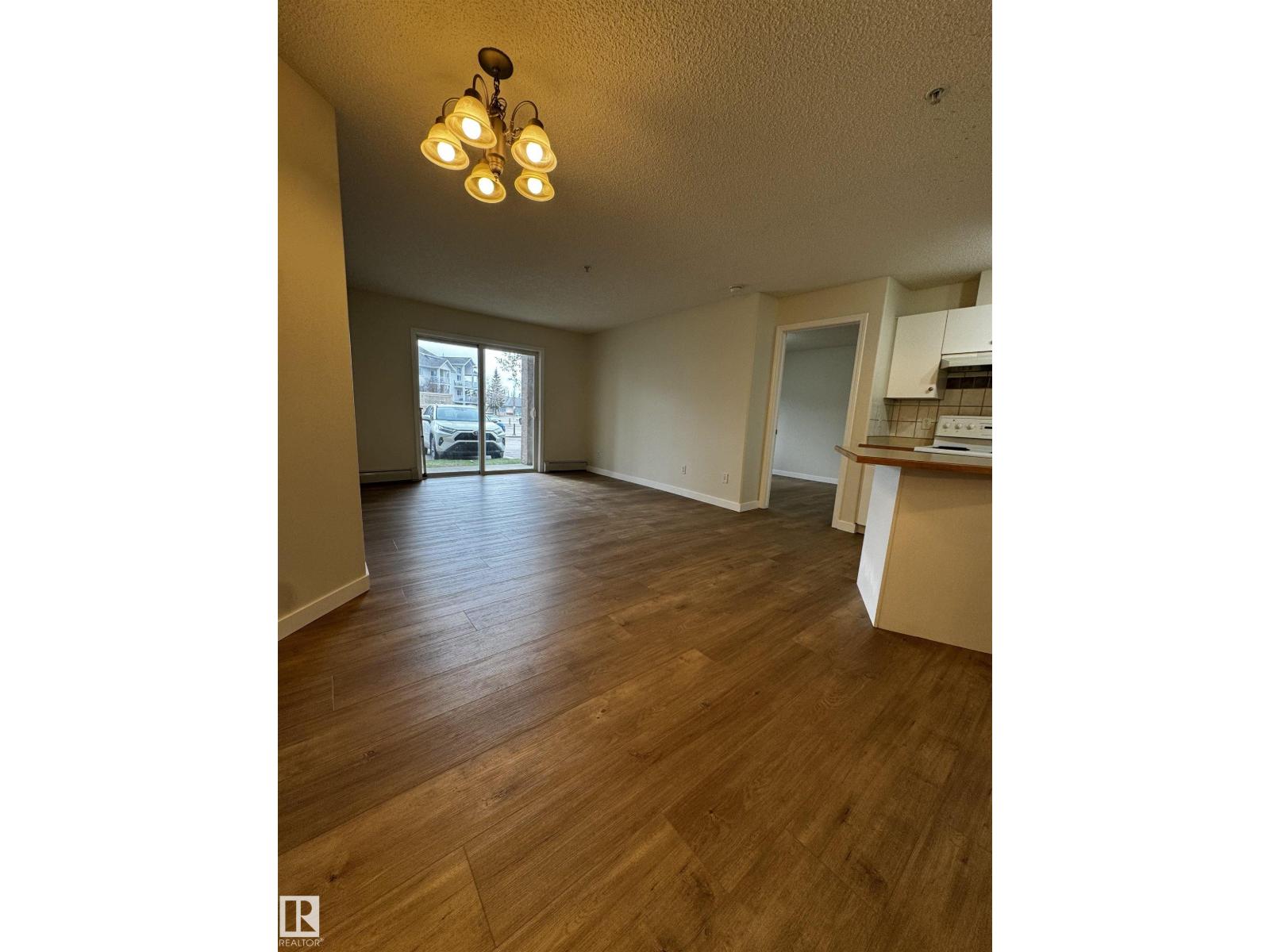 #136 16221 95 St Nw Property Photo 14