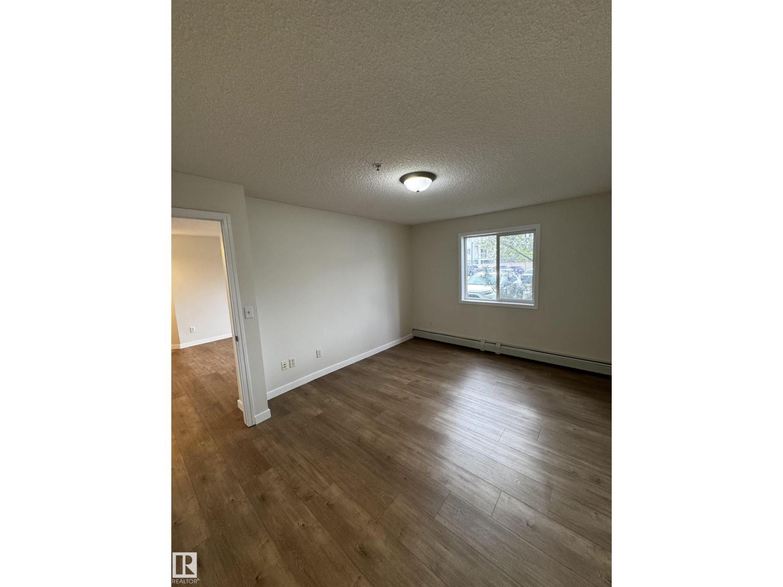 #136 16221 95 St Nw Property Photo 19