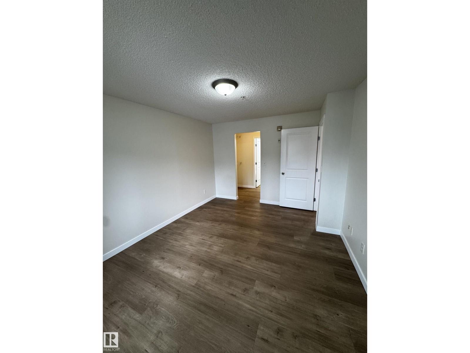 #136 16221 95 St Nw Property Photo 20