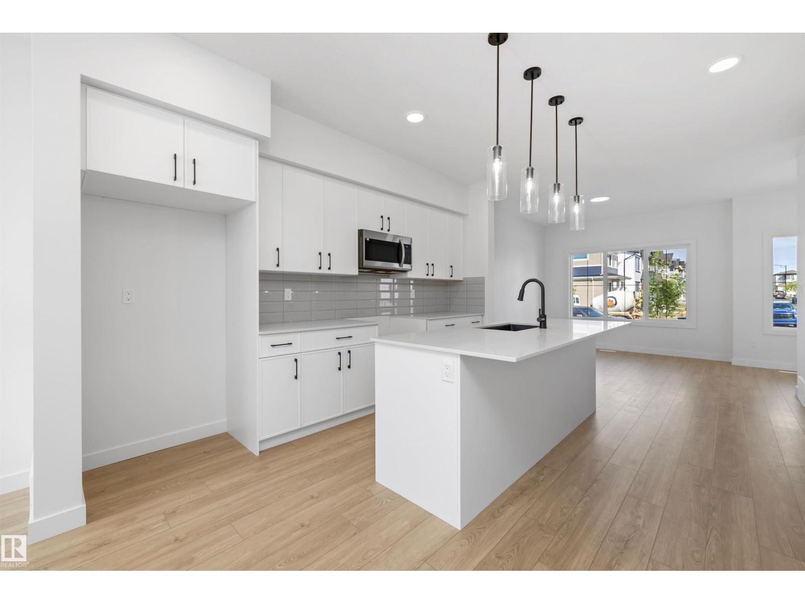 17544 63 St Nw Property Photo 10