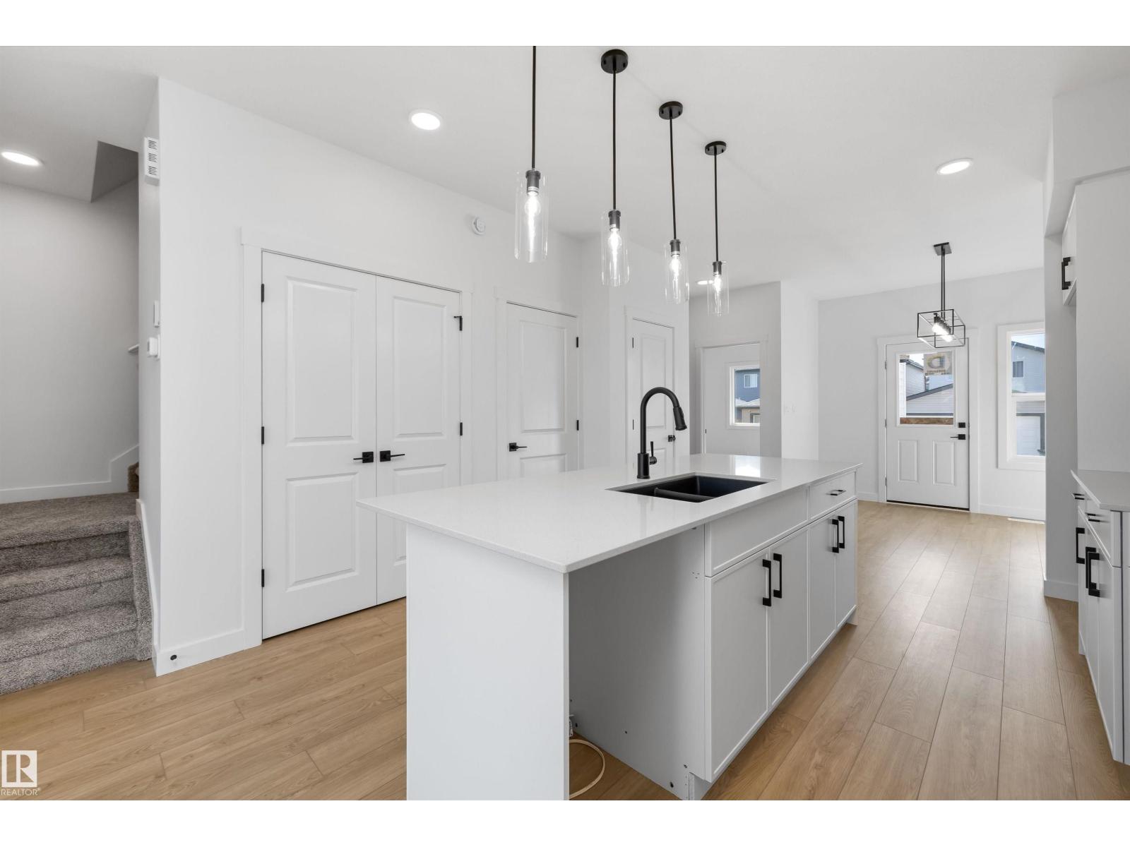 17544 63 St Nw Property Photo 13
