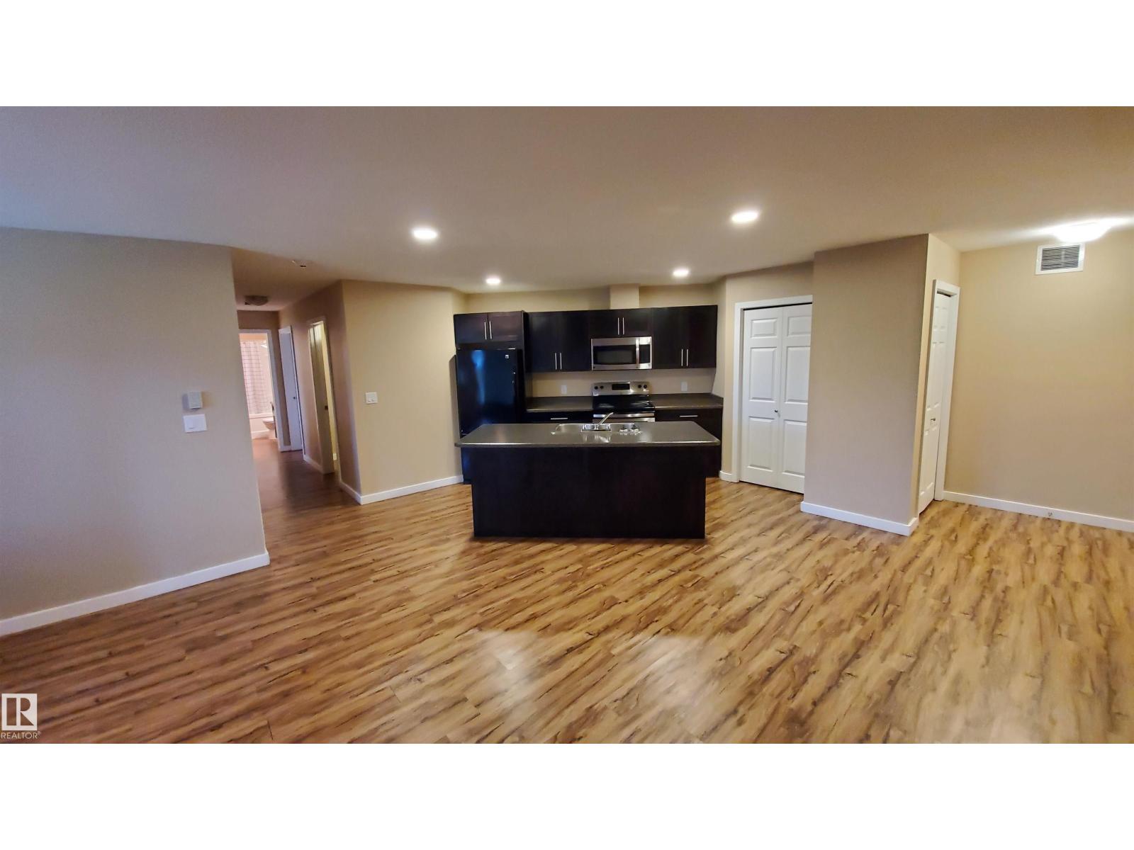#2103 1601 8 Av Property Photo 4
