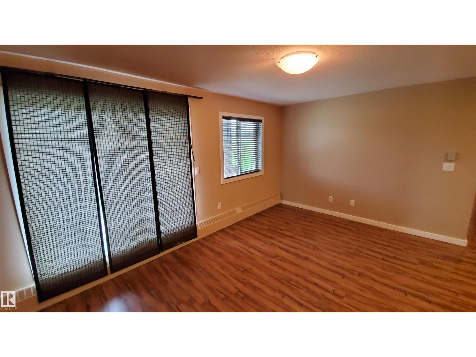#2103 1601 8 Av Property Photo 9