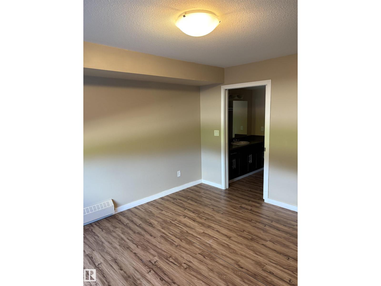 #2103 1601 8 Av Property Photo 12