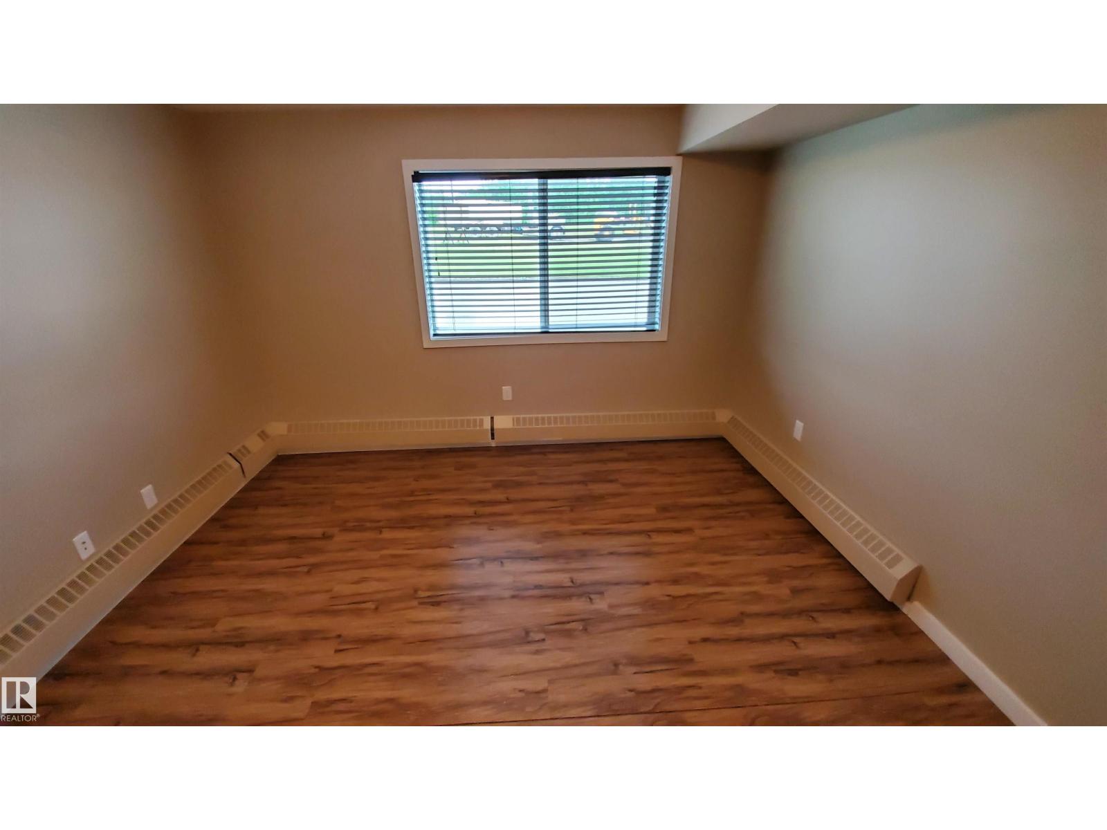 #2103 1601 8 Av Property Photo 17
