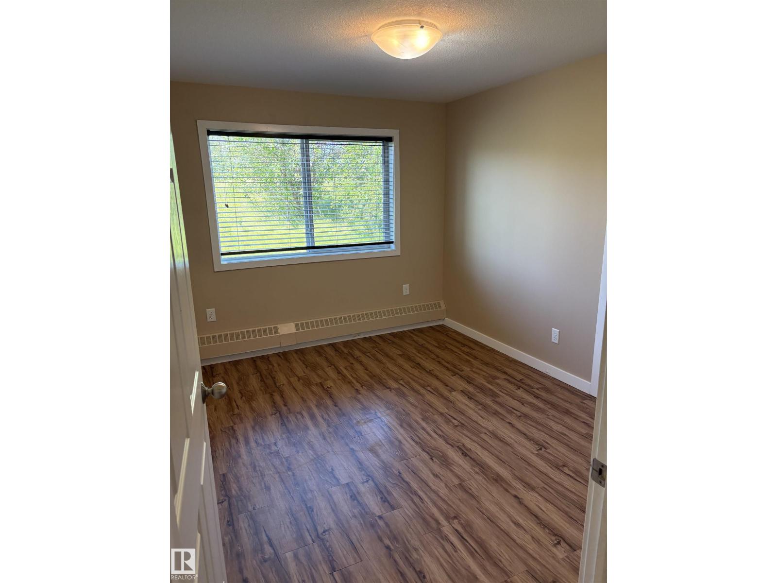#2103 1601 8 Av Property Photo 18