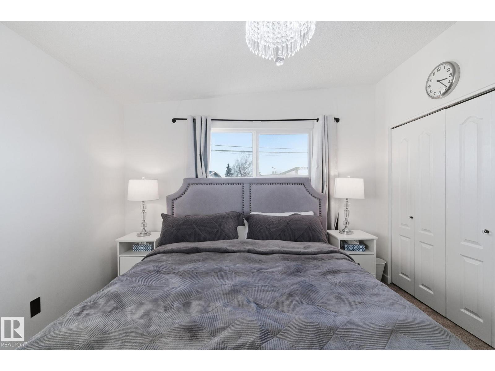 8043 135 Av Nw Property Photo 19
