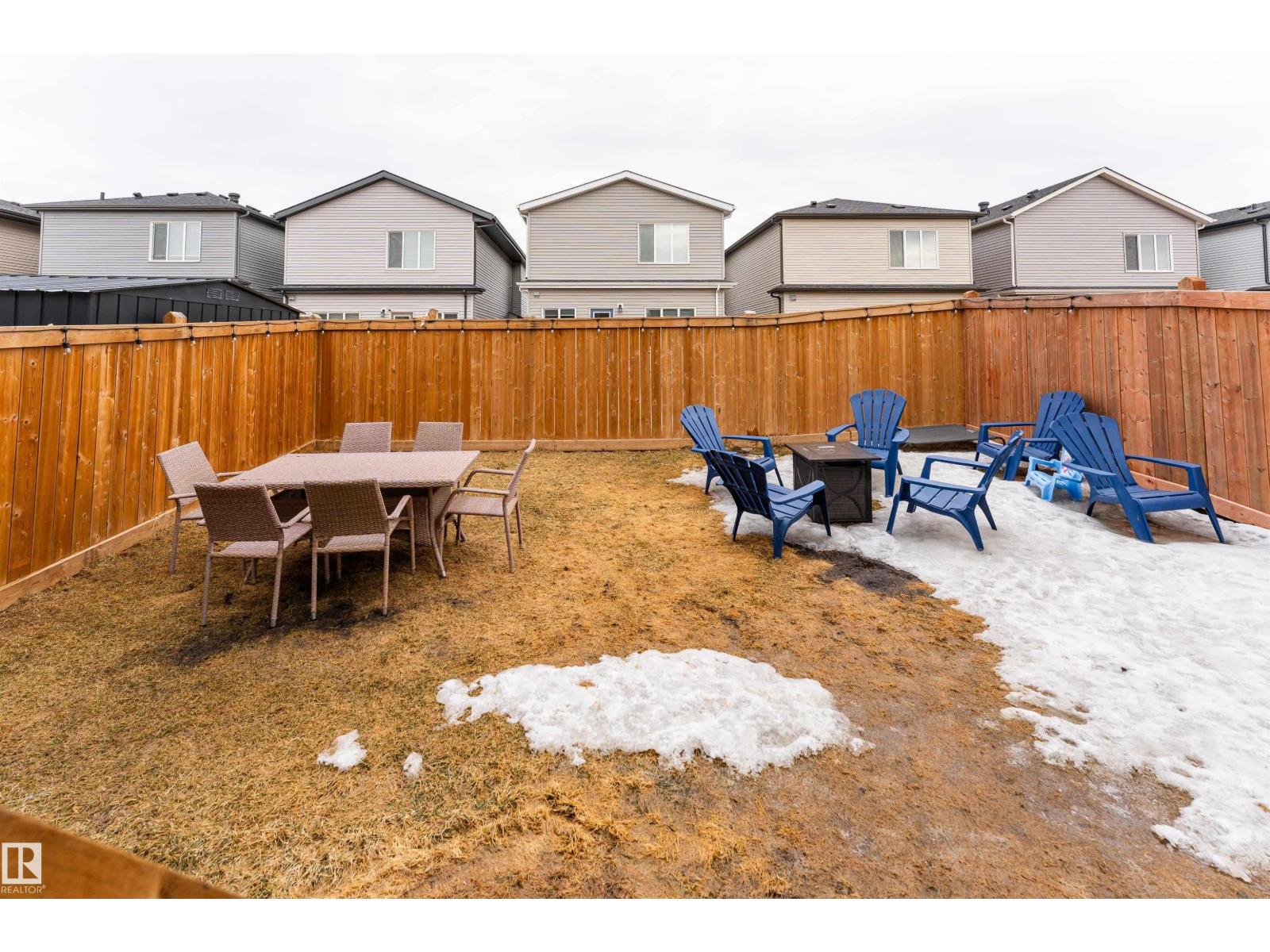 993 Berg Pl Property Photo 28