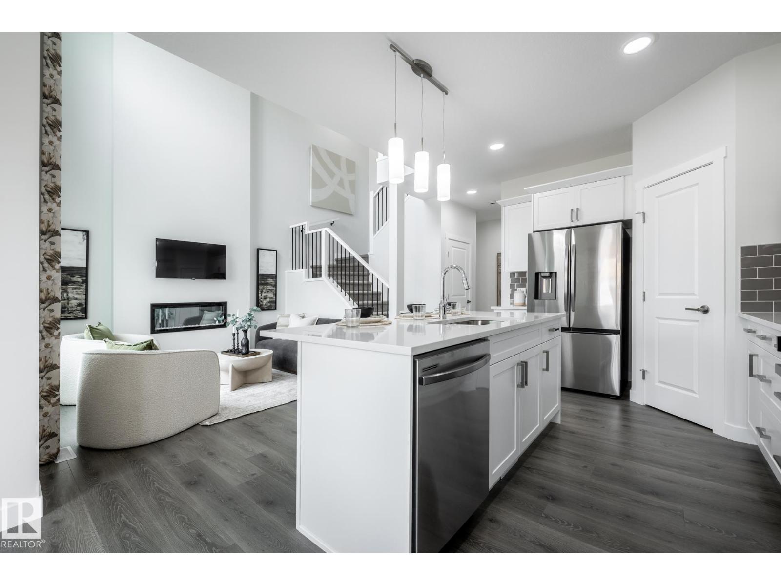 60 Lemon Cl Property Photo 8