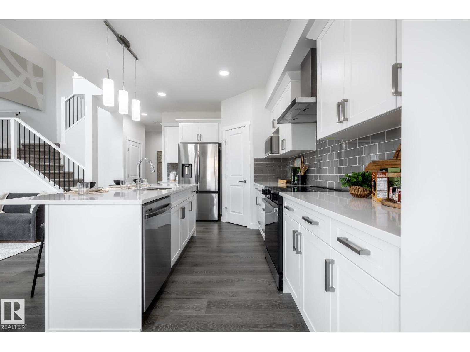 60 Lemon Cl Property Photo 9