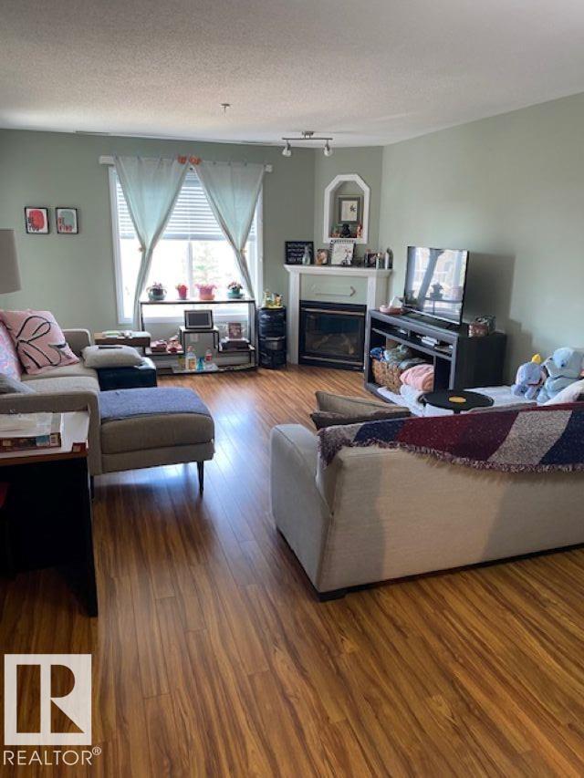 #404 78 A Mckenney Av Nw Property Photo 2