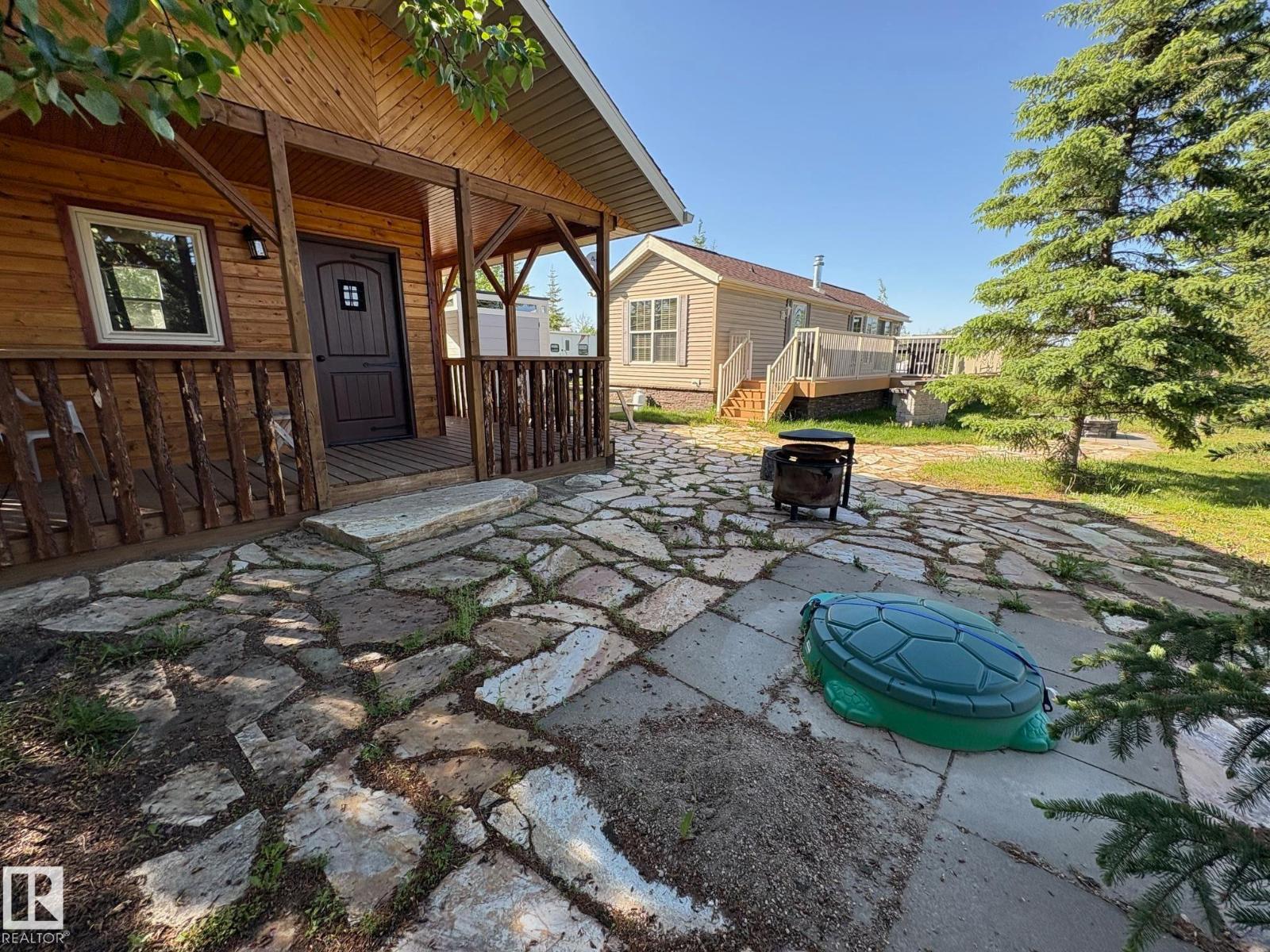 26 46514 Twp Rd 604a Property Photo 20